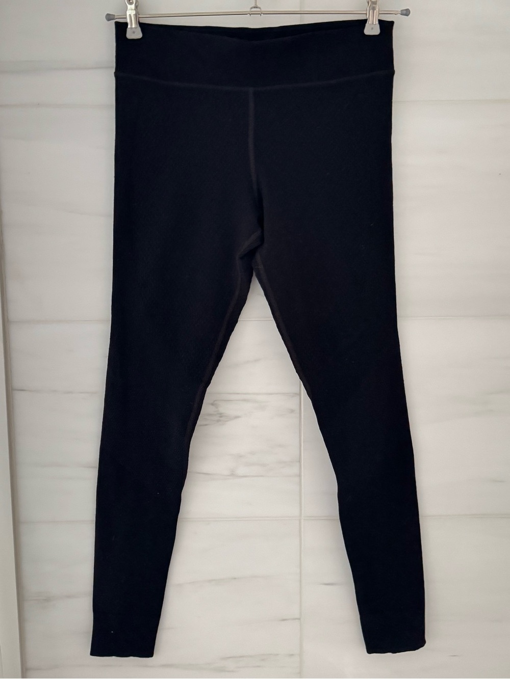 Lululemon Black Wool-Blend Leggings Size 12  Textured Fabric